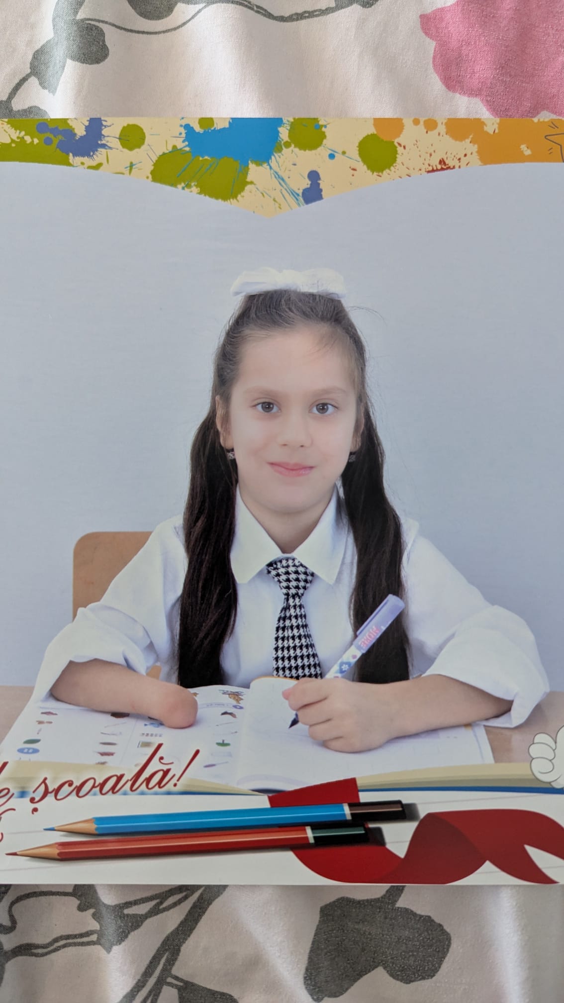 Evelin, fetița talentată la desen.